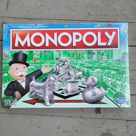 Original Genuine Hasbro Monopoly Classic Edition Family Traditional 8 Token Game